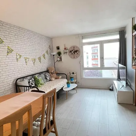 Apartment Belle Place Pour Votre Voyage A Paris-ladefense