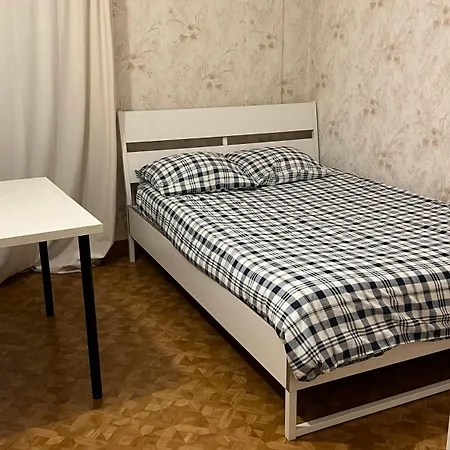 Belle Place Pour Votre Voyage A Paris-ladefense * Houilles
